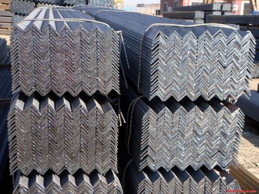 Купить Структурная сталь с равным углом EN ASTM JIS GB Стандартная мягкая стальная угловая стойка online manufacture