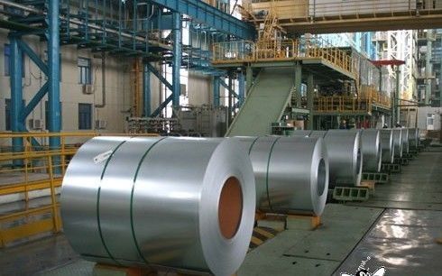 Регулярная спингельная стальная катушка с гальвалюмным покрытием AZ50-AZ180 с шириной 914-1250 мм для изготовления кровельных листов и конструкционных панелей